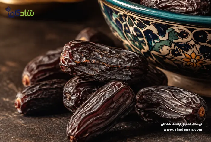 تشخیص خرما پیارم اصل و باکیفیت | نشانه‌های خرما پیارم مرغوب